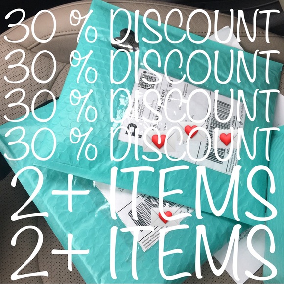 💌 Small Sparkling Rhinestone Hoops - Picture 5 of 6